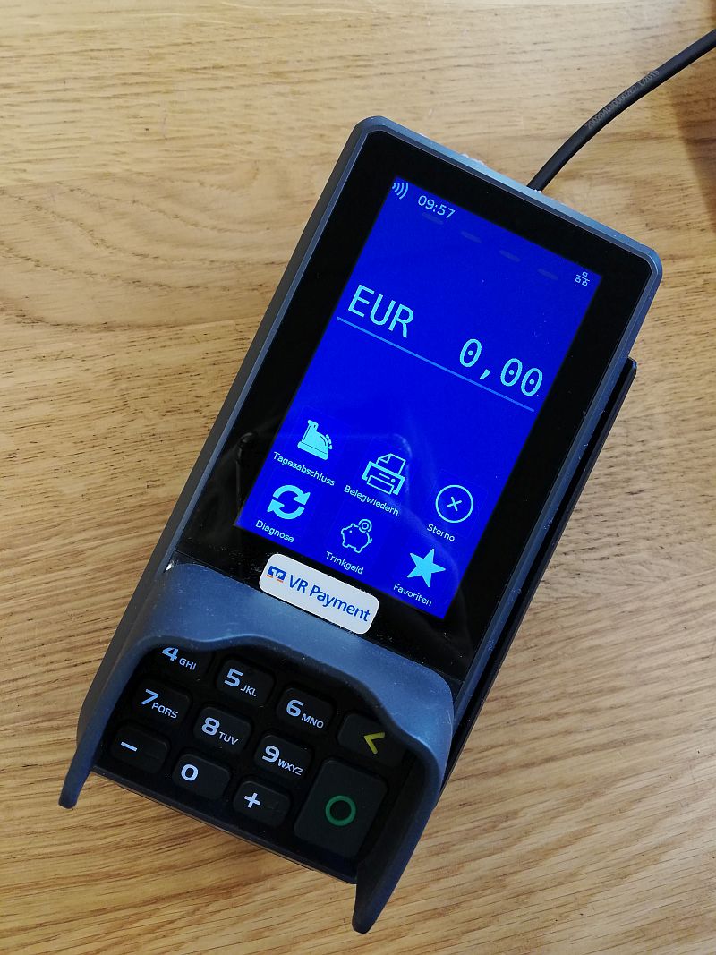 Zeigt Bild des EC Kartenlesegerätes